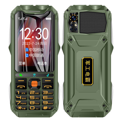 Q9+ 4G Yaşlılara Uyumlu Cep Telefonları Bluetooth SOS 5400mAh Yedek Uzun Pil